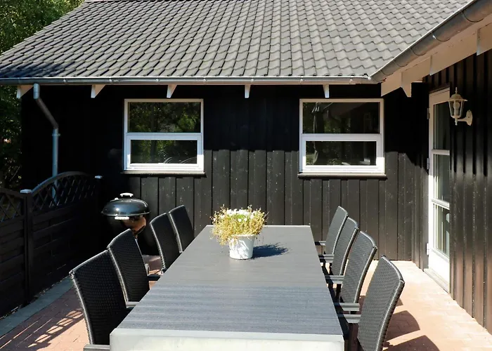 Semesterbostad 8 Person In *